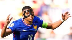 Mbappé: Hrát v masce je opravdu těžké, nesnáším to. Vím, že proti Belgii budu cíl