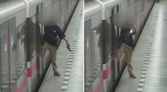 Opilec střílel v metru z pistole. Cestující ho krotil pepřákem