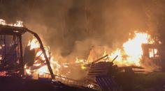 VIDEO: Skladovací hala v Olomouci lehla popelem. Škody půjdou do milionů
