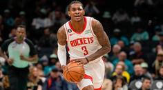 Velký malér pro hráče NBA. V hotelu měl škrtit svou přítelkyni. Policie ho zatkla