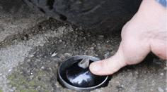 Příliš radikální trest: Špatně zaparkuješ, přijdeš o pneumatiky!