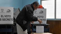 V Ekvádoru se koná referendum. Lidé hlasují o opatřeních proti kriminalitě