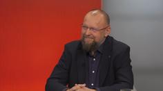 Bartošek: Registrují se auta, ne lidé. Manželství pro všechny ale nechceme