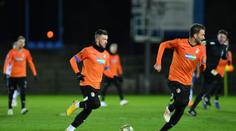Plzeň pouze remizovala s čínským Wu-chanem, Olomouc si zastřílela