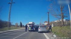 Že ženy neumí řídit? Policistky se předvedly v drsné honičce! VIDEO