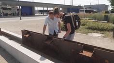 Fontána nebo kus rezavějícího šrotu? Rok stará kašna v Pardubicích je pro ostudu
