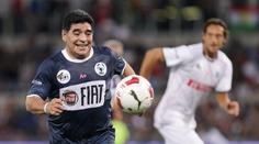 Diego Maradona podstoupil operaci mozku, cítí se dobře