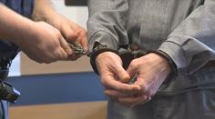 Oddlužení jako zbraň proti splácení. Obětem trestných činů soudy nepomohou