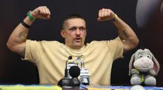 Boxerský šampion byl zatčen. Zasáhnout musel prezident Zelenskyj