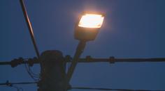 Česká města šetří elektřinu, vyměňují pouliční lampy za úspornější