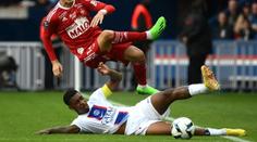VIDEO: Brutální faul obránce PSG. Za tohle nedostal ani žlutou