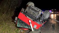 Hromadná nehoda několika aut na Teplicku. Uzavřená byla po srážce i D8
