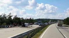 Vážná nehoda na dálnici zastavila provoz. Pět zraněných, i dítě!