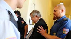 Soud s doktorem Bartákem dnes nebude. Svědkyně je nemocná
