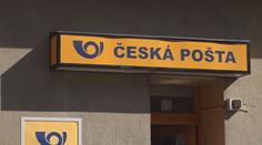 Česká pošta představila nové známky. Ostuda, bouří se lidé