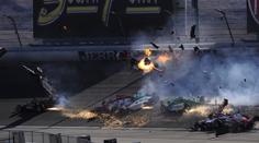 VIDEO: SMRT V INDYCAR: Ve Vegas hořely a létaly formule, zemřel Dan Wheldon