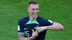 Australský střelec věnoval gól synovi. Ten mu dojemné gesto vrátil z tribuny