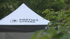 Piráti se hádají kvůli Votápkovi, vadí jim členství v KSČ. Hřib se ho zastává