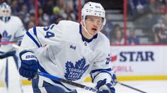Kämpf pomohl gólem k výhře Maple Leafs. Matthews jich má už 62