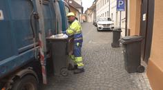 Odvoz odpadů v mnoha městech zdraží. Rodiny si připlatí stovky korun