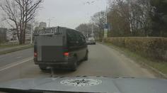 Řidič udělal myšku policistům, teď mu hrozí vězení