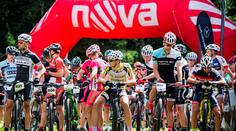Seriál NOVA CUP: sedm závodů, včetně exhibice Gočárovy schody