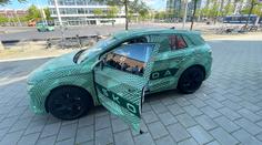 Nová elektrická Škoda Elroq se už prohání po silnicích. Kamufláž brzy shodí