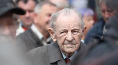 Zemřel Miloš Jakeš. Komunistickému funkcionáři bylo 97 let!