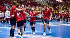 Češi mají třetí medaili z MS v řadě. Florbalisté v boji o bronz zdolali Lotyše