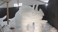 V Beskydech začíná festival ledových soch. K vidění budou i dinosauři