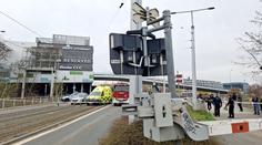 V Olomouci a Ostravě vykolejily vlaky. Tři lidé jsou zranění