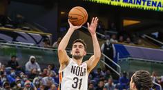 Satoranský si nějakou dobu nezahraje, český basketbalista je na covid listině