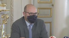 Vánoční prázdniny začínají dříve. Rodiče mají i tak nárok na ošetřovné