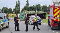 Tragická srážka auta s traktorem na Jihlavsku, řidič osobáku zemřel