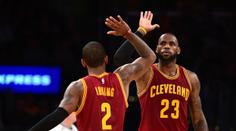Tři hráči Cavaliers rozebrali Lakers! Celkem dali 101 bodů