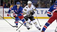 Pastrňák skóroval, další dva Češi asistovali. Bruins ale opět padli