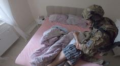 Celníci a NCOZ zadrželi kvůli krácení daní skupinu. Zabavili auta i nemovitosti