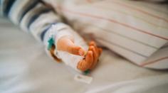 Minerálky, před kterou varují hygienici, se napil chlapec (7). Skončil v nemocnici