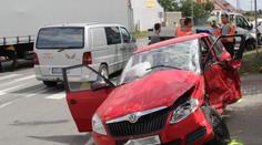 Auto nedalo přednost dodávce, starší řidič nehodu nepřežil!