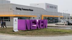 V továrně firmy Nexen Tire začala stávka. Zaměstnanci chtějí vyšší mzdy