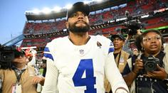 Největší smlouva v historii NFL. Hráč Dallasu si vydělá přes pět miliard