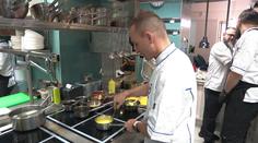 Uznávaný gastroprůvodce hodnotil české podniky. Zazářila restaurace Papilio