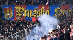 Fanoušek v derby zranil otce se synem. Hrozí mu osm let vězení