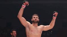 Drtivý knock-out! Fighter Procházka obhájil v Japonsku mistrovský pás