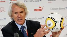 FIFA vyhodila českého lékaře. Stal se obětí kauzy Blatter?