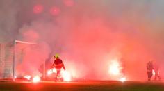 Ohnivé peklo: Chuligáni Sparty terorizovali fotbalovou Příbram!