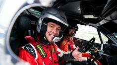 Moderátor si vyzkoušel rally jako spolujezdec! Záběry přímo z auta