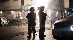 Divoký silvestr v Berlíně. Petardy zranily 15 policistů, dva mladíci zemřeli
