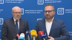 Vláda ustoupila lékařům. Sníží jim objem přesčasů a zlepší platové podmínky