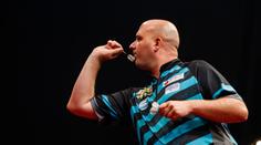 New Zealand Darts Masters: Všichni favorité postupují, Cross se ale trápil